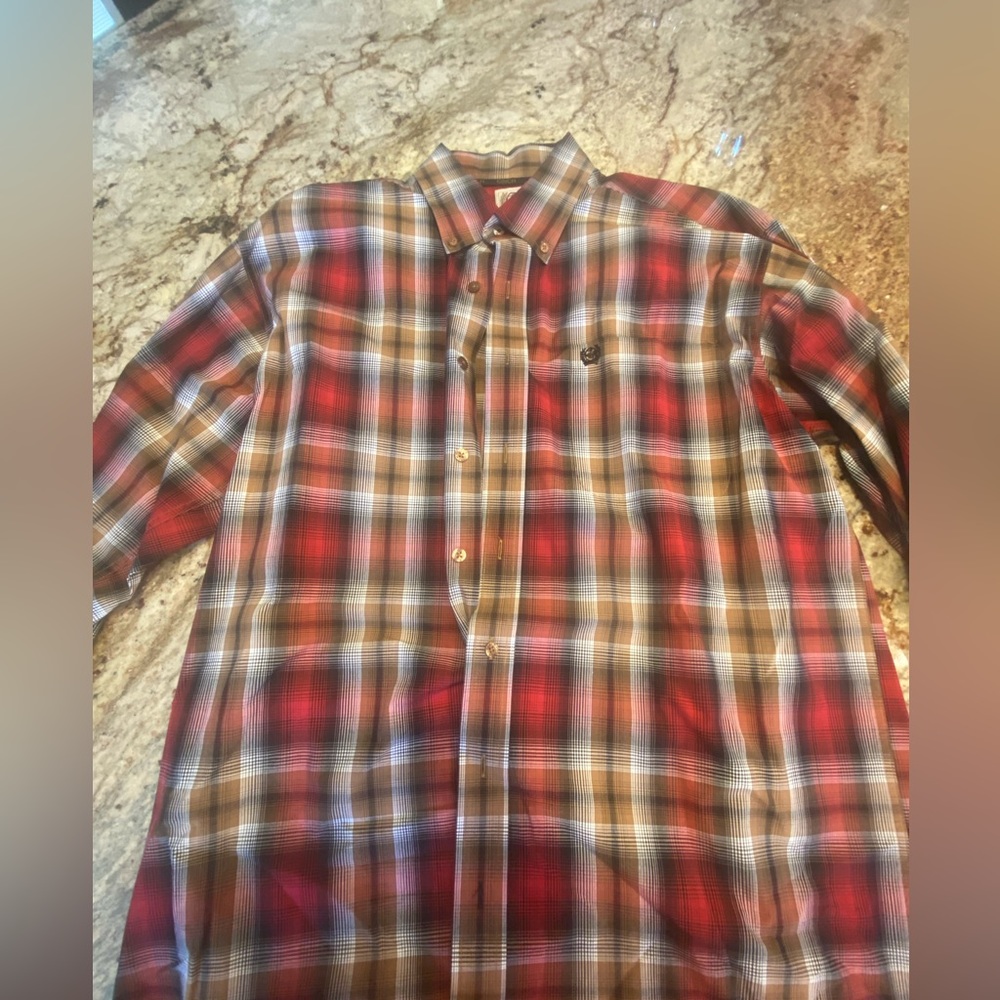 Men’s cinch button up!!